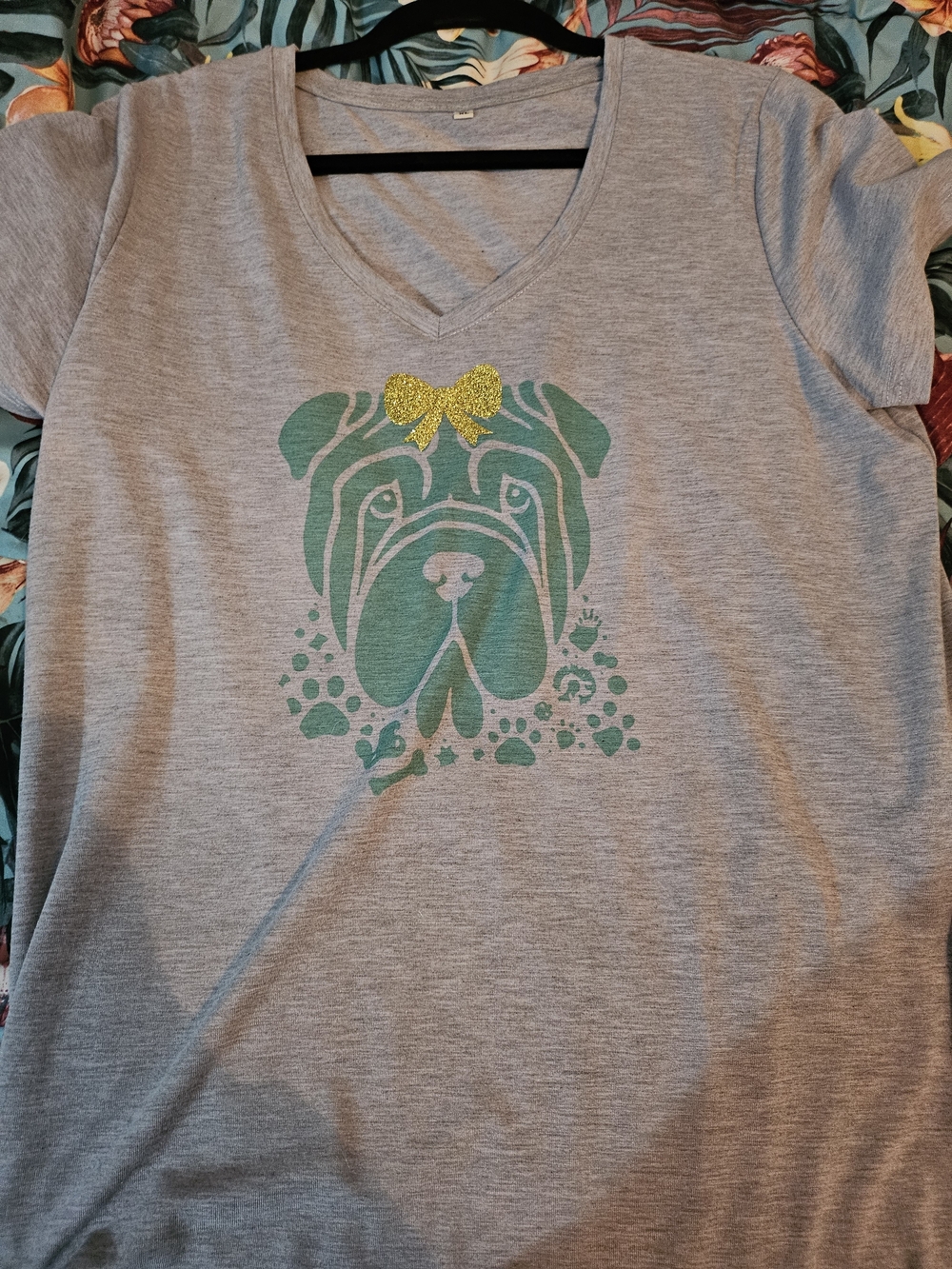 Graphic Short Sleeve Tee Size XL Like New